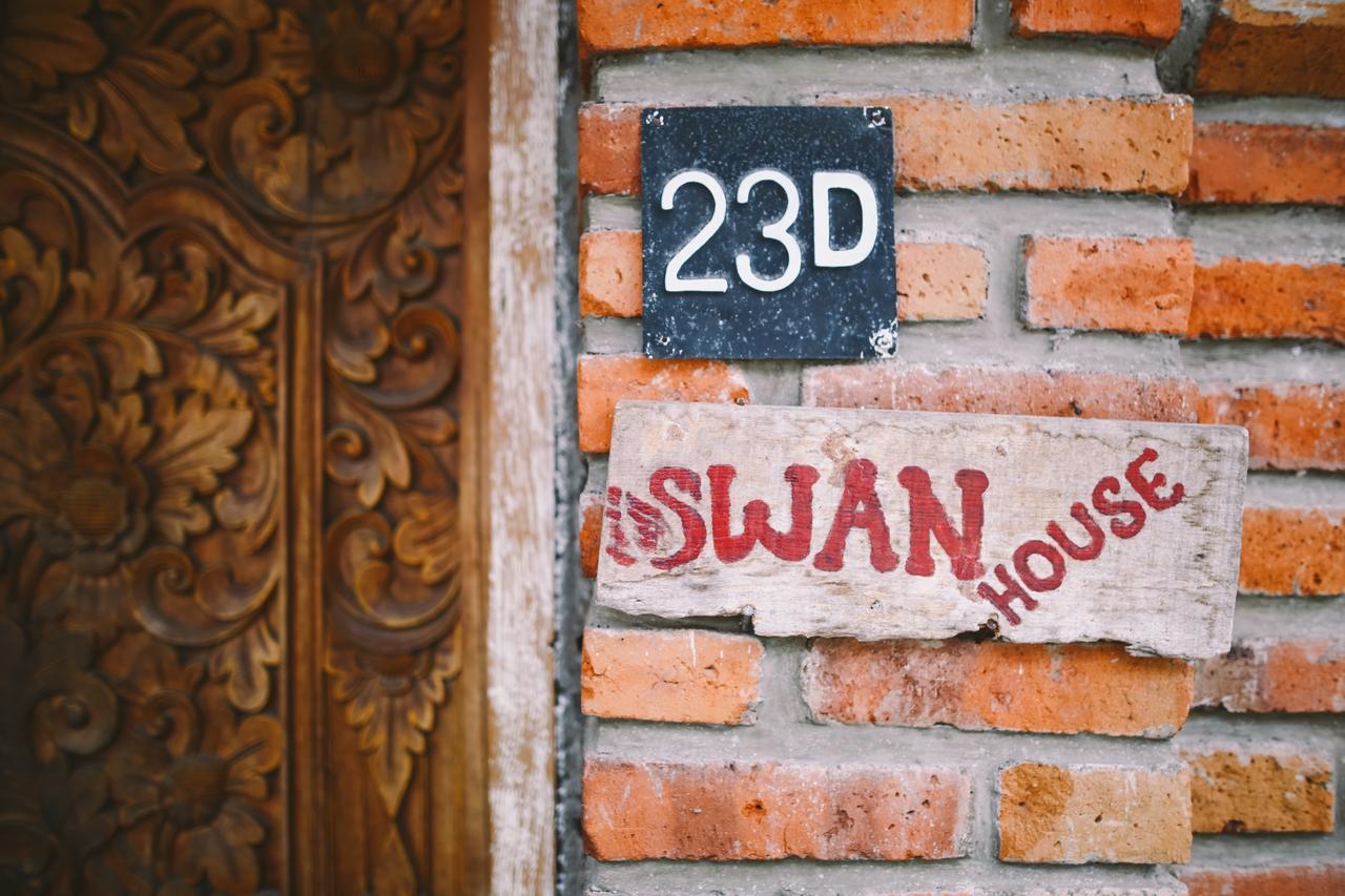 Отель Swan House Canggu Экстерьер фото