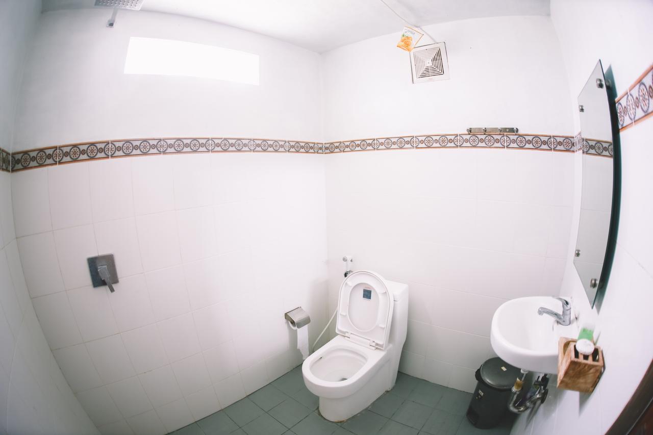 Отель Swan House Canggu Экстерьер фото