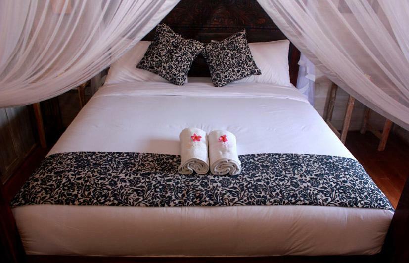 Отель Swan House Canggu Экстерьер фото
